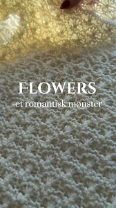 Sett noe så fint?! I artikkelen finner du strikkeoppskriften og en video som viser deg hvordan du skal strikke disse superfine blomsterrekkene 🌸https://www.startsiden.no/strikking/strikkeoppskrift-flowers-romantisk-genser-i-blomsterstrikk | Startsiden