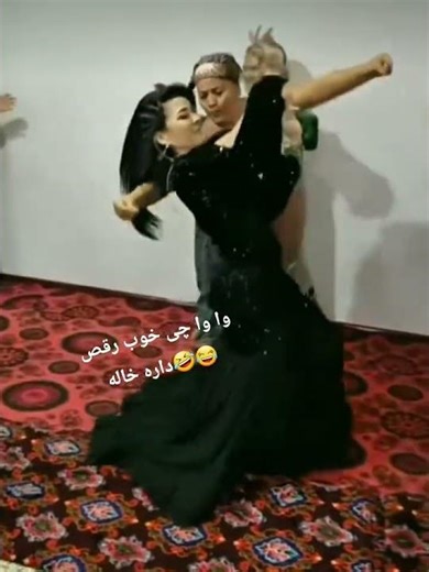 خاله مست، رقصش گرم‌تر از محفل عروسی 😄💃#خاله #رقص #عروسی #خوشی #محفل