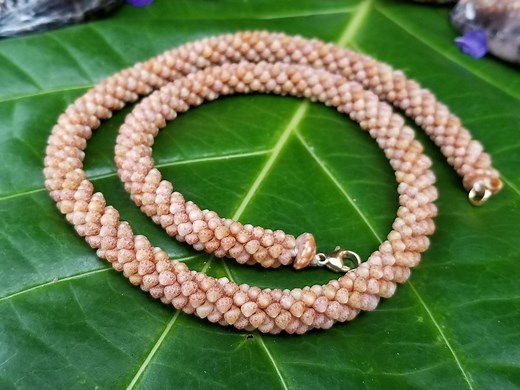 Kahelelani Shell Lei: Kauai Heirloom Necklace, Hawaiian Jewelry - Etsy