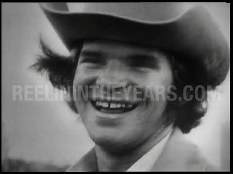 Creedence Clearwater Revival (CCR) • “Hey Tonight”/Interview/“Keep On Chooglin’” • LIVE 1971 [RITY]