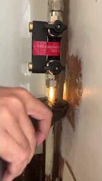 Installing a magnetic filter 🧲 Adey Mangaclean Pro 2