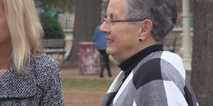 Meridian City Council dedicates pool to former member