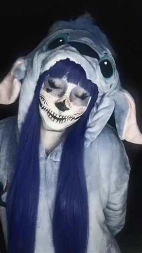 Skull Makeup Tutorial Featuring Blue Emily