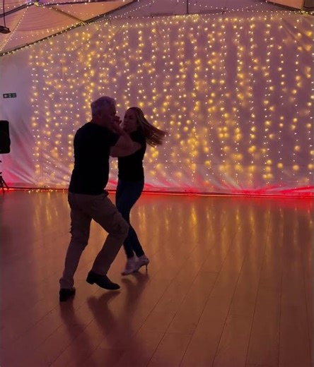Bachata classes from beginner to advanced