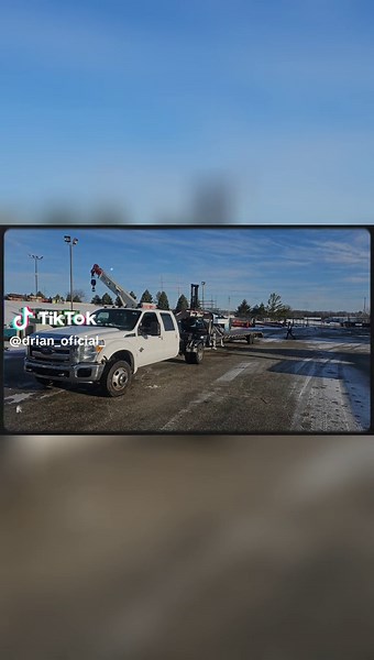 Drian🇦🇱 (@drian_oficial_)’s videos with Truck So Clean - The Naughty Northern