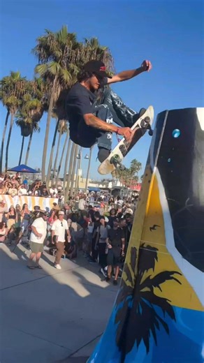 Sticker Tail Slap — Clean Hit, Pure Style! #y #stickr #stickbag #stickpack #whistlekick #sticktape