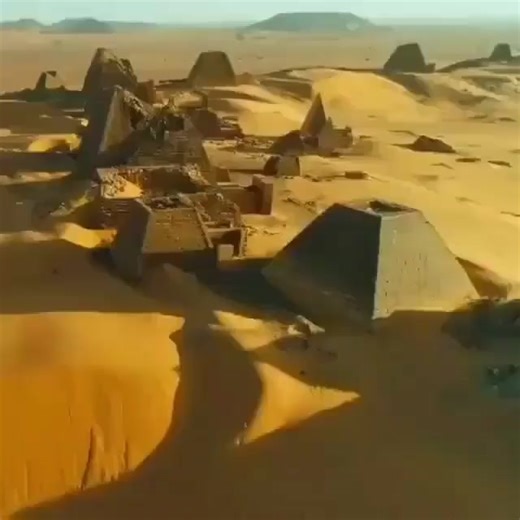 6.1K views · 79 reactions | The Sudanese Pyramids, also known as the Nubian Pyramids, in the middle of the deserted desert, were abandoned to their fate, unlike the Giza Pyramids in Egypt. The Sudanese Pyramids have been forgotten due to the civil war in the country. | Beauty of History and Archaeology | Facebook
