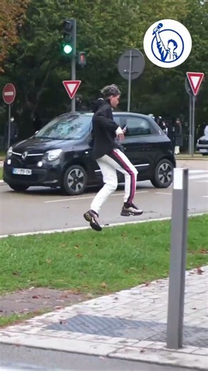 Bien fait pour ta …