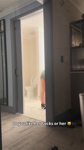 renae erica on Instagram: "Penguin socks 🐧"