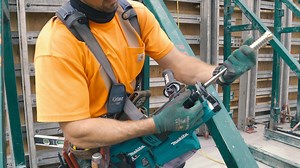 The Makita® carbide program is a perfect complement to our broad line-up of powerful rotary hammers. From anchor installation to structure demolition, Makita offers a wide range of premium accessory solutions to tackle user’s concrete and masonry needs. #makitatools #makitausa #makitarotaryhammercarbide | Makita Tools USA