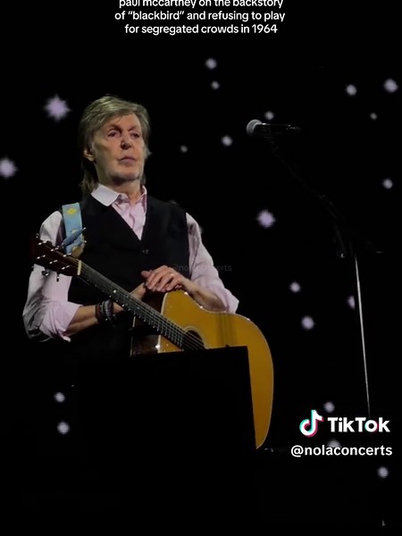 A little history lesson from Sir Paul last night in New Orleans 📖 @Paul McCartney 🎙️: #PaulMcCartney sharing the backstory of “Blackbird” and refusing to play for segregated crowds in the 1960s | #blackbird #thebeatles #gotbacktour #1960s