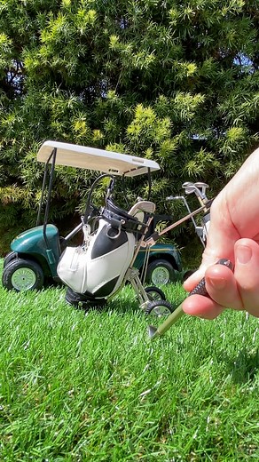 52K views · 661 reactions | Do you enjoy playing golf or MINIATURE golf? ⛳️ Check out these adorable miniature golf club pens! ️ They're perfect for the desktop of any golf enthusiast️or if your dolls decide to golf. ⛳️ They look just like tiny golf clubs, but they're actually functional ink pens. #MiniatureGolf #GolfLover #dailymini #miniatures #miniatureworld | Grandma Gets Real | Facebook