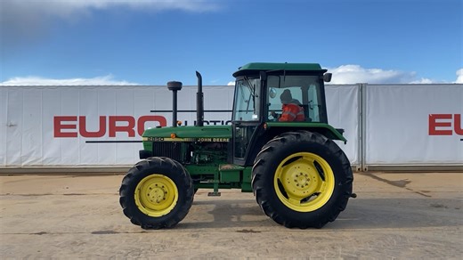 John Deere 2850