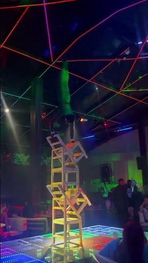 Do you want to learn how to do chairs stacking 🤔#mychannel #youtube #calisthenics