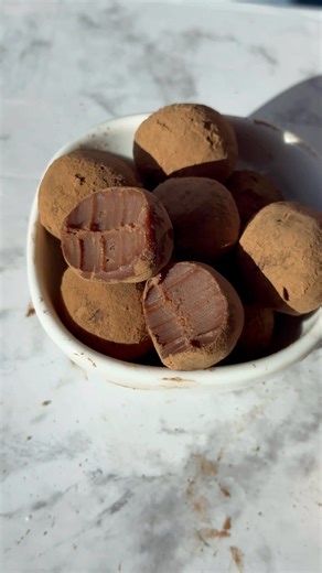 Making chocolate truffles from home has never been easier! 🙌 This recipe is every bit as decadent and delicious as the kind you’d find in a specialty store for a fraction of the price. This is a must-make this Christmas! Recipe link in comments! Cooking with Karli chocolate | truffles | foodies | food blog feed | chocolate truffles | baking tip | baking tutorial | easy recipes | recipes | baking from scratch | baking fun | Cooking with Karli