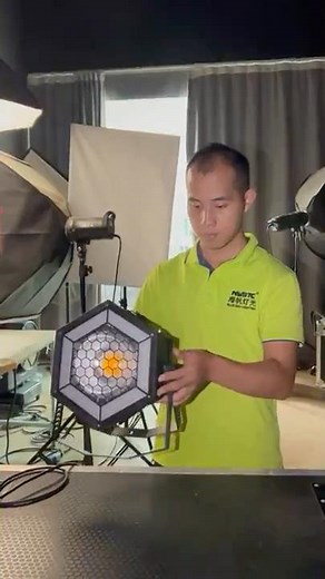 200W Hexagonal Pixel LED Background Fixture for Events and Productions