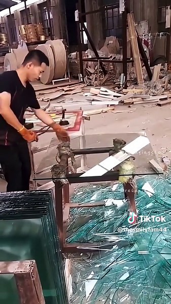 Satisfying Glass Tapping Sounds