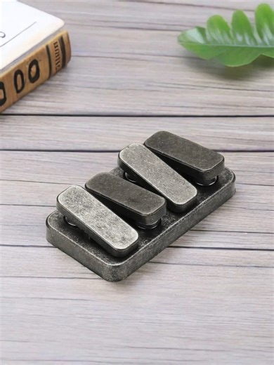 Can you find the discount code in this video? Meet the piano-style push fidget, a new addition to the Fidgetmania collection. Portable, satisfying, and versatile - check it out now on our webshop. also; have fun finding the code! Fidgetmania.store #fidgetmania #Fidgets #stressrelief