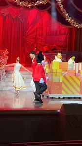 23K views · 1.8K reactions | Mickey Mouse dances in the fantastic Disney Holidays in Hollywood show at Disney Jollywood Nights (along with other talented performers). Minnie also appears in the clip. We watched the last show of the season on Saturday at Disney’s Hollywood Studios. #disneyjollywoodnights #jollywoodnights #disneyholidays #disneychristmas #disneyworld #disneyshollywoodstudios #mickeymouse #minniemouse #disneycharacters #wdwholidays | Mousesteps | Facebook
