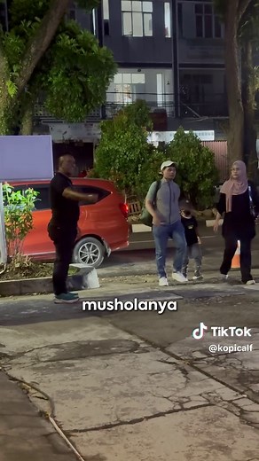 Pelayanan Barista dan Keramahan di Calf Coffee