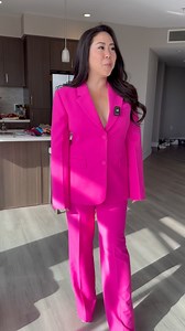 8.4K views · 73 reactions | Love doing color analysis! Clothes can make you feel sexier and more confident!!! ❤️✨#drtara #datingexpert | Luvbites by Dr. Tara | Facebook