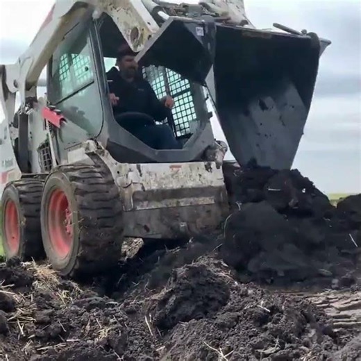 sq messer attachments scoop bucket for tree spading and trench digging fits all skid loaders