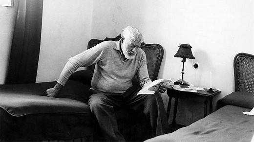 Ernest Hemingway and Mary Welsh Survive Two Plane Crashes | Hemingway