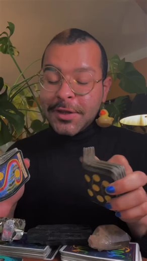 Simply Velca on Instagram: "The glow up that just so happens to occur during New Year’s resolution time 😌 #dailytarotreading #tarothoroscope #channeledmessage #psychicreading #spirituality"