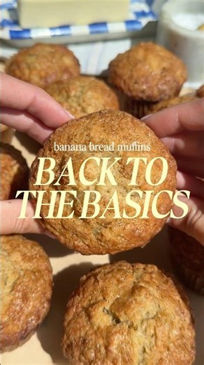 Quick & easy banana bread muffins! Full recipe is linked in the comments #recipe #banana #baking