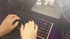 佳达隆 Gateron 乳壳黄轴打字测试