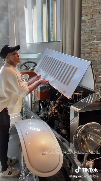 Exploring the Classic Rolls Royce Silver Ghost Engine