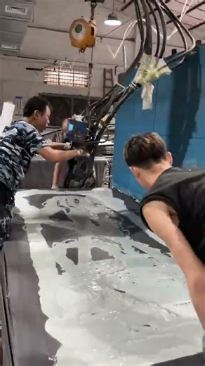 Our PU stone veneer is in production—crafting the perfect blend of nature’s beauty and modern