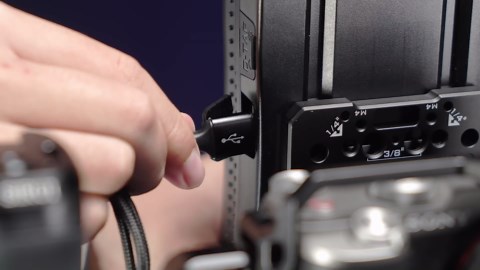 Sirui Mini V Mount Battery Plate, Small V Mount Adapter with 1/4", 3/8", M4, and M3 Multi Threads, SC-VM-B