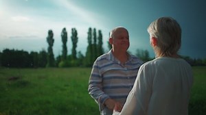 Happy Senior Couple Have Romantic Dating 库存影片视频（100% 免版税）1062804592 | Shutterstock
