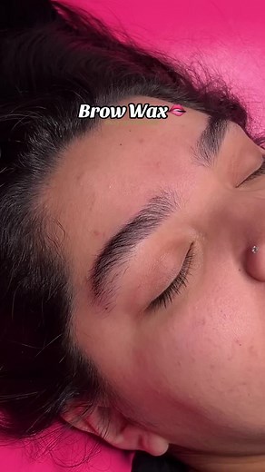 Using @Cirépil by Perron Rigot soft wax and I’m obsessed 😍😍 #wax #waxbeads #waxingtiktok #waxingspecialist #waxing #hairremoval #hairwax #waxtok #browwaxing #browwax #waxtok #waxbeads #waxremoval #waxingsalon #esthetician #brows