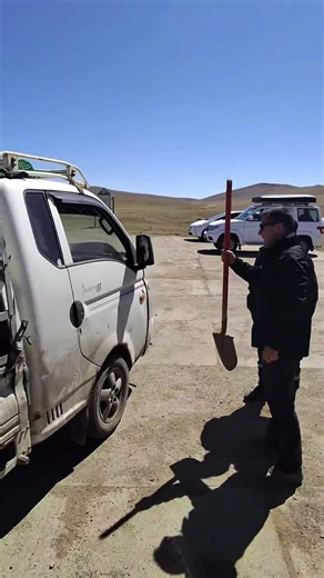 Moğolistan’da kürek bulduk! 😂#countdowntoadventure #mongolia #overlanding #travel