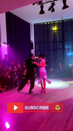 Quick Tango Tip: Leading and Following Explained