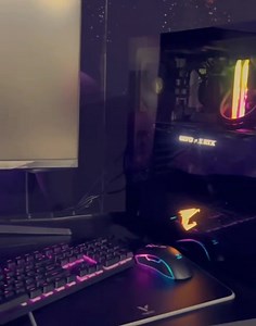 تجميعه حسب طلب الزبون RTX 4070 GALAX 12GB Intel Core i5-12400F Asus Prime B660M-A RAM Lexar 16GB RGB 3866MHz Hard 512GB SSD M.2 Hard WD 1Tb HDD CPU Liquid Cooler Xigmatek Killer X240 PSU 800W 80 bronze FSP CASE GIGABYTE AC300G AORUS GLASS مع شاشه TUF Gaming VG27VQ Curved Gaming Monitor – 27 inch Full HD (1920x1080), 165Hz, Extreme Low Motion Blur, Adaptive-sync, Freesync ,1ms السعر 2,100,000 | شركة جنة الفرح للحاسبات والطابعات