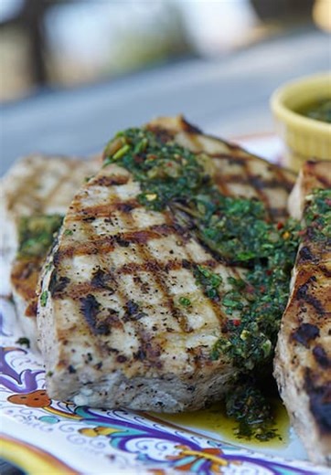 Steven Raichlen's Project Fire S02:E01 - Grilling With Wood