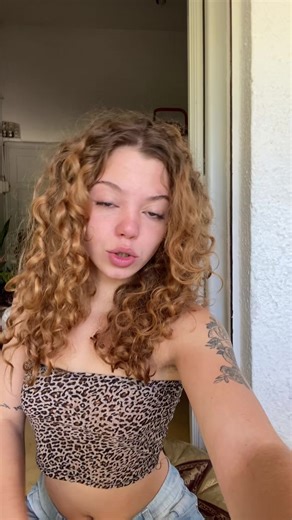 Videos de so 🧿 (@rovvsof) con “sonido original - xdddd”