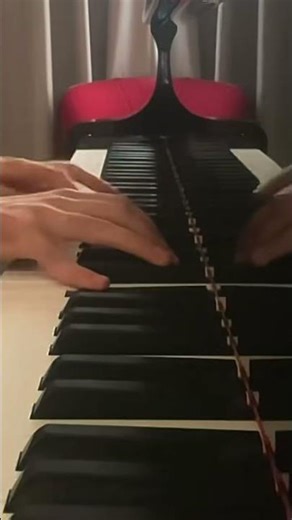 Scriabin Etude op 42 no 5 in C sharp minor. Feeling nostalgic today.