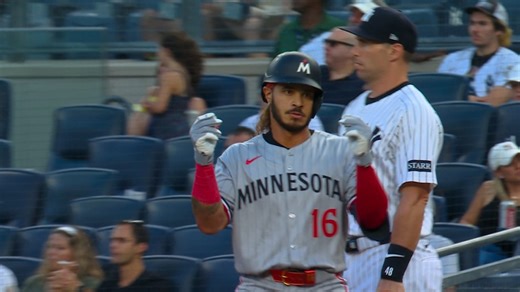 Austin Martin singles for Twins' lone hit | 08/12/2025