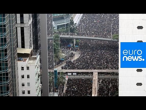 Hong Kong protesters chant 'Do you hear the people sing?'