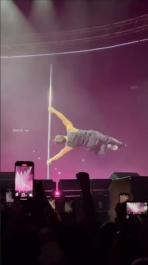 Нилетто на пилоне удивляет своих зрителей #niletto #спб