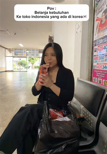 Niatnya cuma mau beli bakso sama tempe malah yg gak pengen dibeli ikut kebeli pula😄 emang ya , bahaya kalo lama lama di toko asia apalagi banyak produk indonesia , bisa kalap 🤣 soalnya barang impor harganya gak main main 🥹