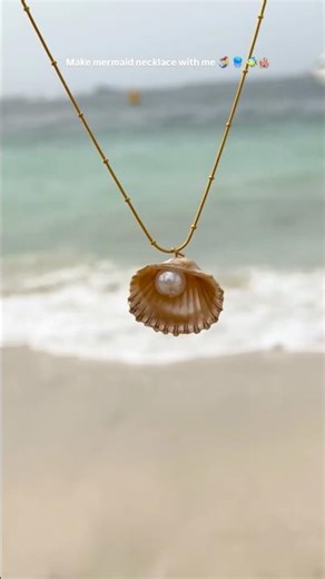 I made mermaid necklace at the beach🧜🏻🌊 | Mermaid Necklace #diy #diyornaments #craftycorner