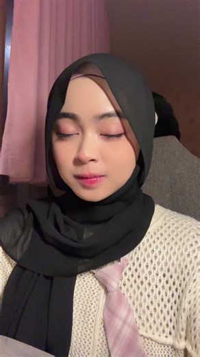 hari ini bahagia bangetttt kenapa y