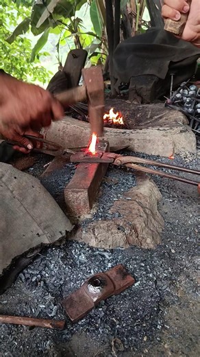 The perfect work of a skilled blacksmith #blacksmith #hardwork #shorts #technology #foryou