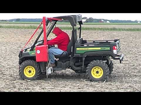 Magitec electric soil sampler in the field.