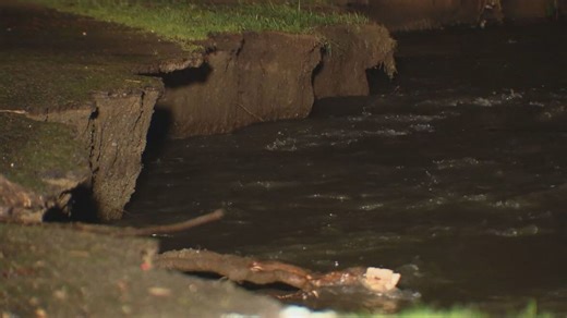 Cedar River flooding prompts evacuation orders in Maple Valley neighborhood
